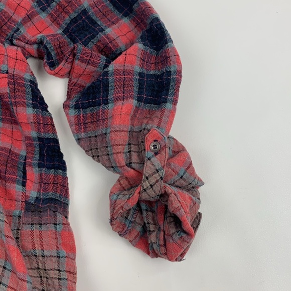 Miss Me Red Blue Button Down BOHO Distressed Shirt Eyelet lace Plaid Size Medium - Picture 13 of 14